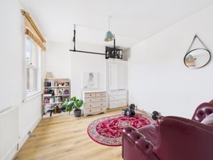 Bedroom- click for photo gallery